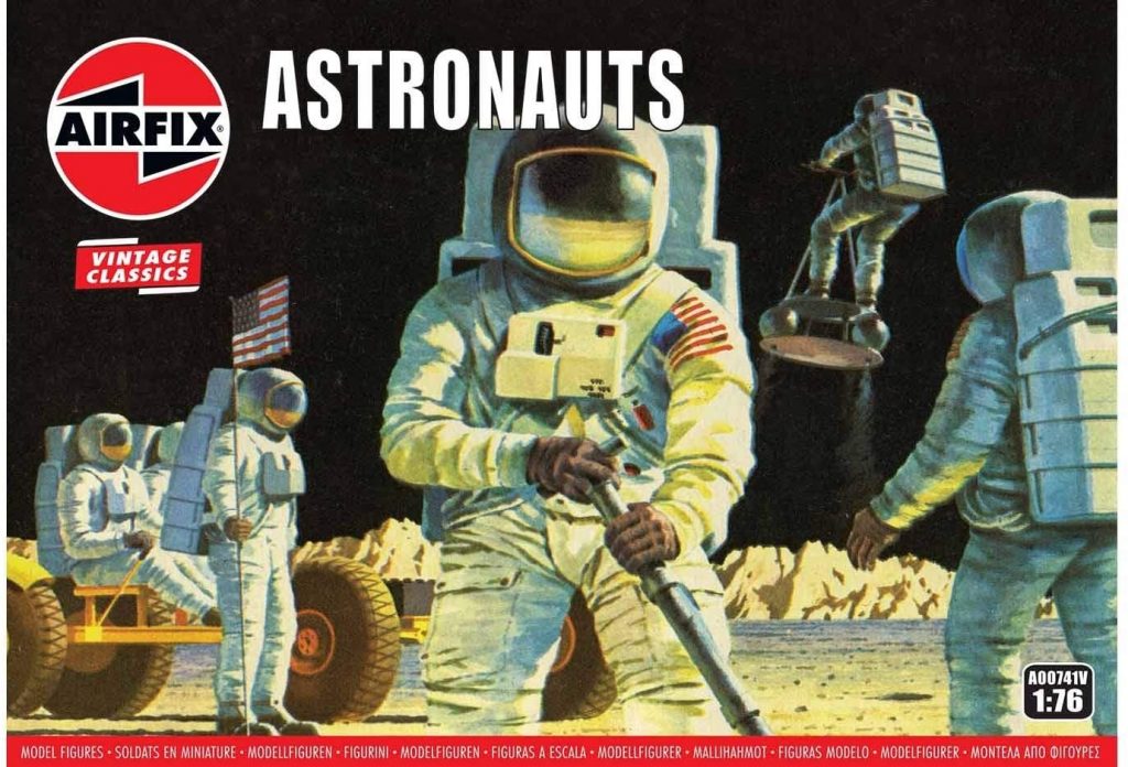 Spanning the Apollo missions to the Moon, this 59 part set includes action figures of US Astronauts and the equipment they used, including the famous Moon Buggy which was used to transport them on the Moon's surface.