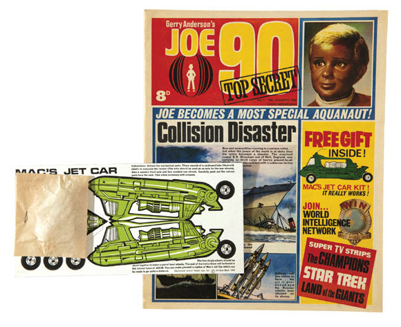 Joe 90 No 1 (1969) with free gift, the Mac's Jet Car Kit (as new) It really works! Rare in this grade 