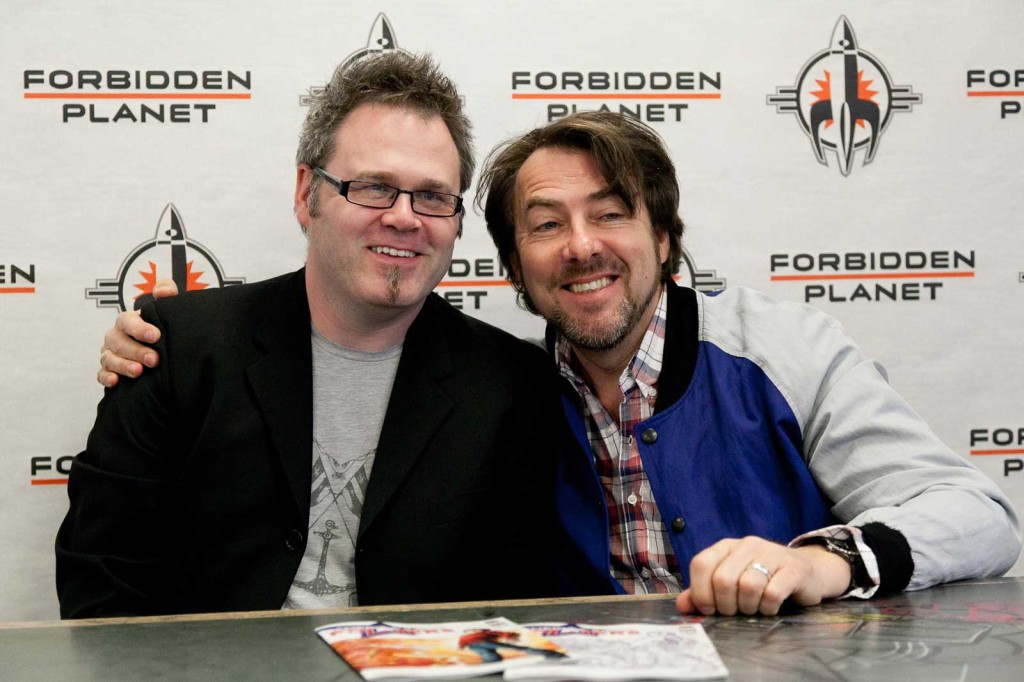 Bryan Hitch and Jonathan Ross. Image courtesy Forbidden Planet