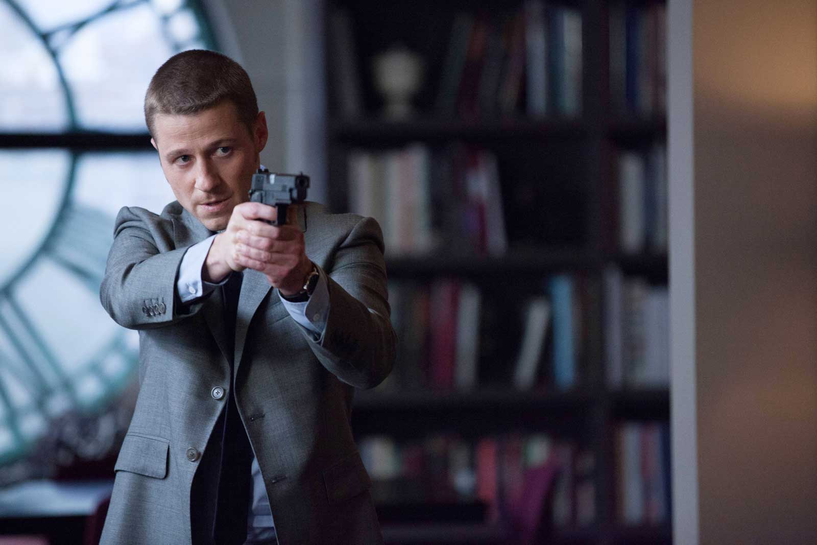 Ben McKenzie as Detective James Gordon in Gotham - "The Penguin's Umbrella" Image Provided by Channel 5.