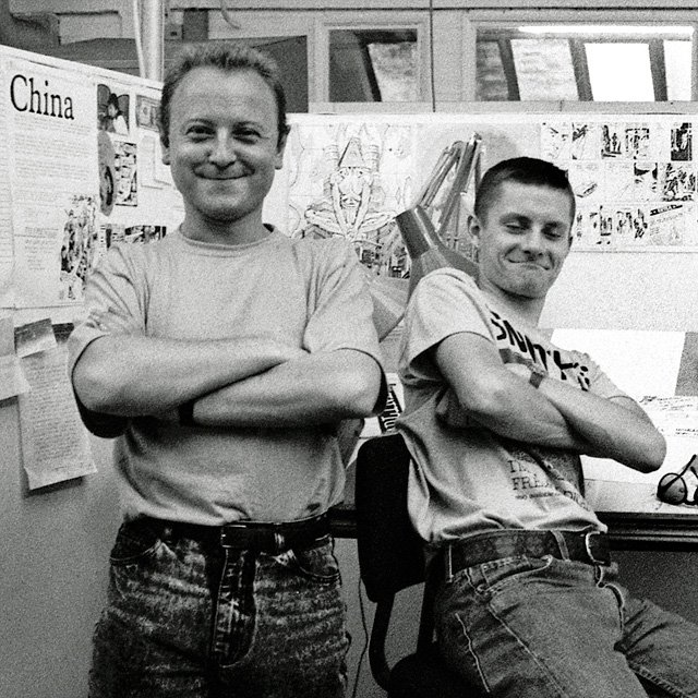 Brett Ewins and Jamie Hewlett  in the Deadline office in 1988. Photo © Steve Cook and used with his kind permission.