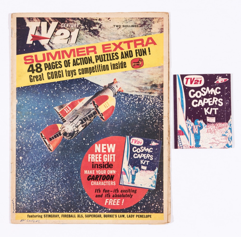 TV Century 21 Summer Extra (1965) with free gift Cosmic Capers Kit.