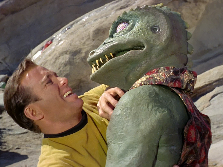 Captain Kirk (William Shatner) and a Gorn starship captain (William Blackburn, uncredited) in the Star Trek episode Arena. Image: CBS