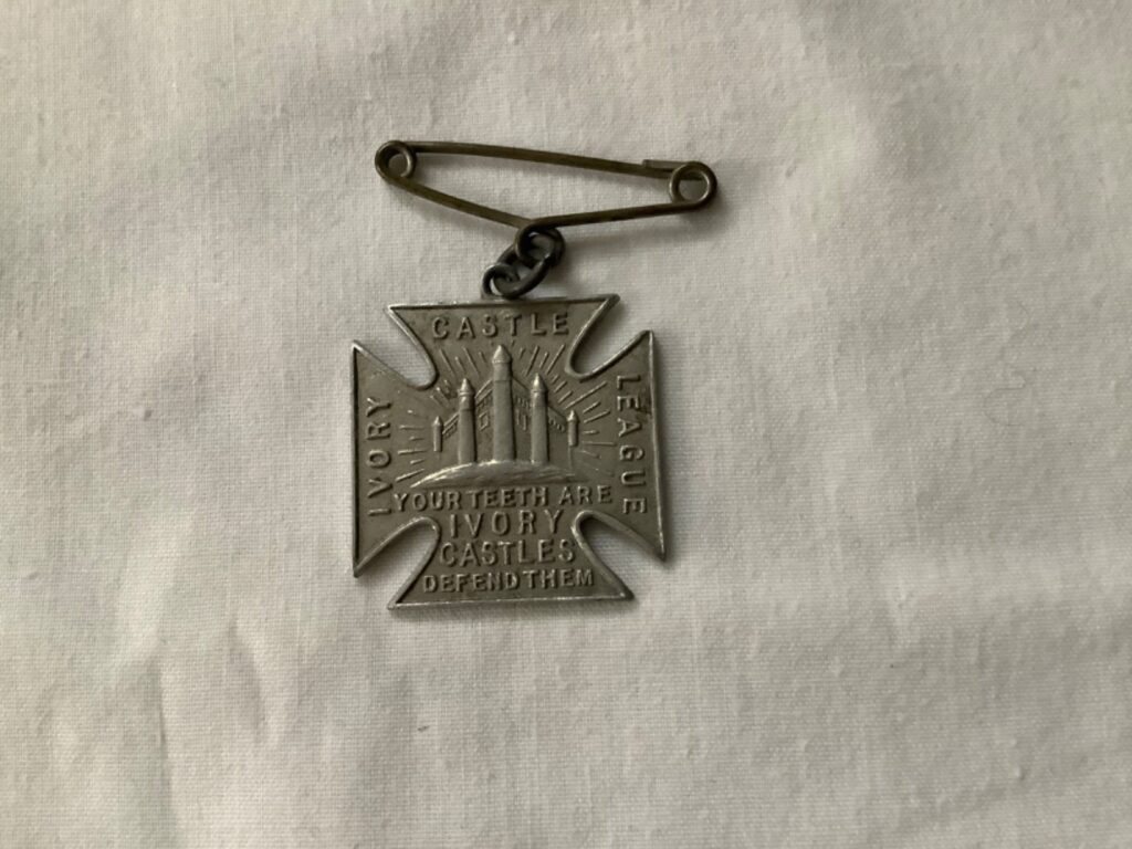 Gibbs Toothpaste Ivory Castle League Medal | Image via eBay