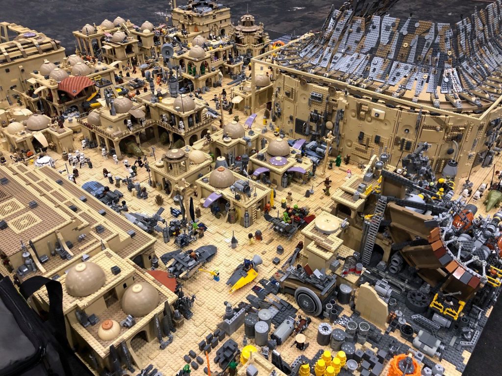 LEGO Star Wars Mos Eisley Space Port