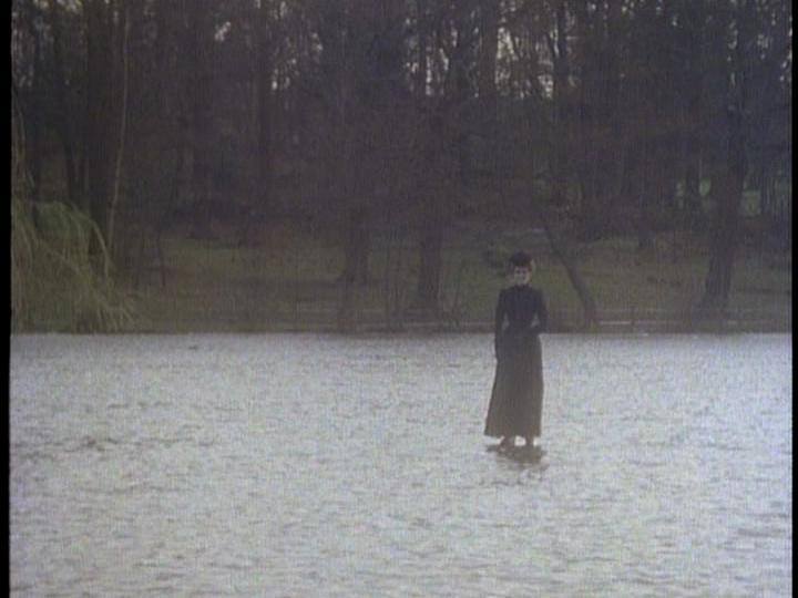 The Woman in Black (1989)