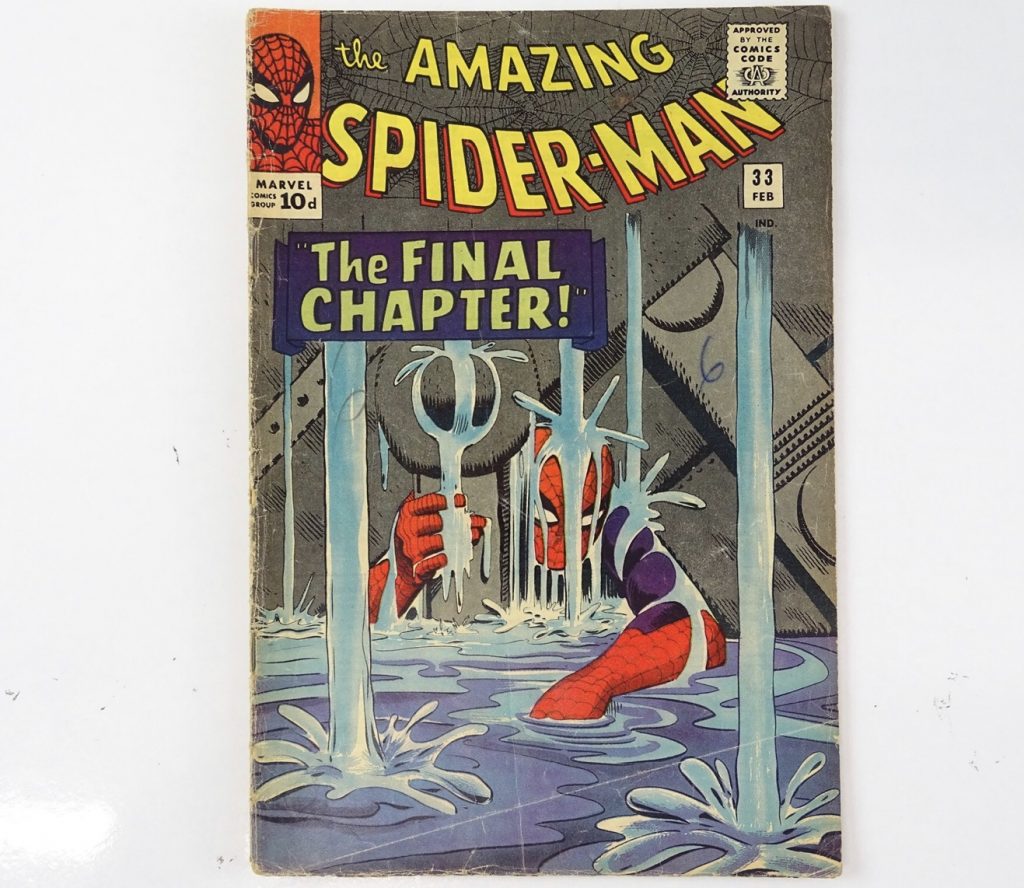 The Amazing Spider-Man #33 - (1966 - MARVEL - UK Price Variant) - Spider-Man battles vs. Doctor Octopus - Steve Ditko Cover and Interior art