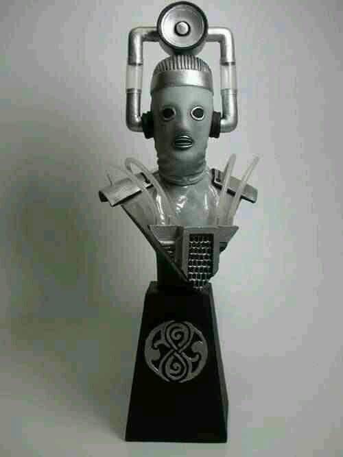 Doctor Who sculpts by Neil “Blackbird” Sims - Tenth Planet Cyberman