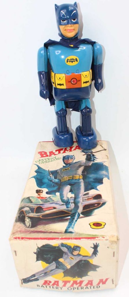 A very rare boxed T.N Nomura "Batman" battery robot. The battery compartment looks unused, in superb condition with  original colour picture artwork box and complete with its inner packing. Offered by Lacy Scott & Knight, August 2021. Photo: Lacy Scott & Knight