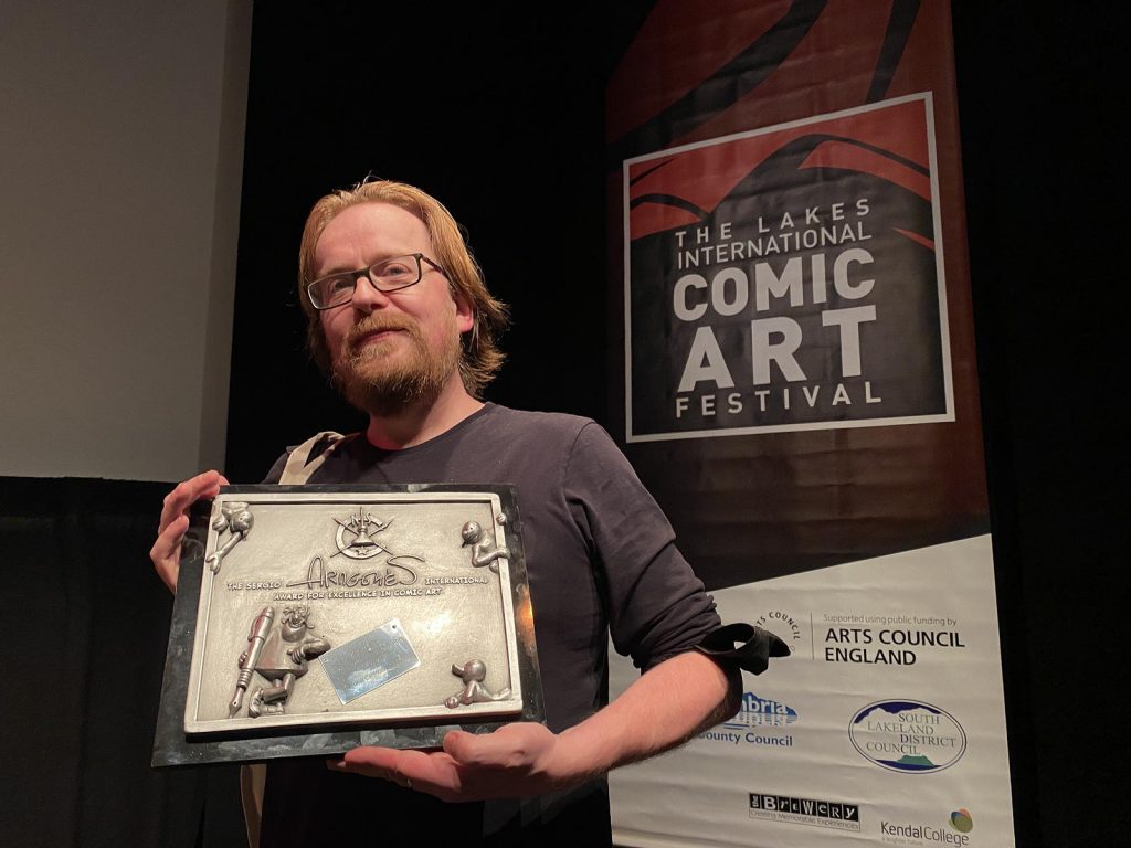 Boulet receives the Sergio Aragones Award for Cartooning Excellence at LICAF 2021