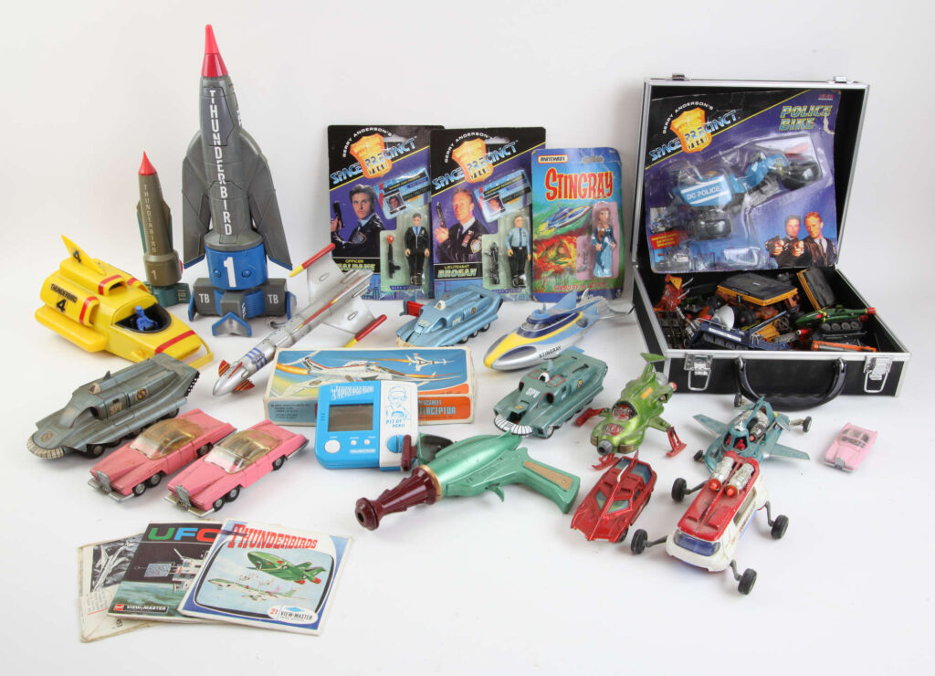Large collection of action figures and toys relating to Gerry Anderson including Thunderbirds, Stingray, Captain Scarlet, Corgi, Dinky and others.