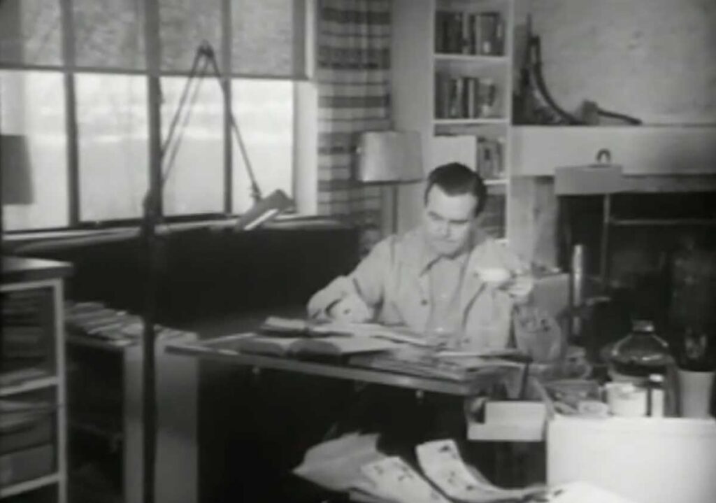 Passing Parade Episode 55 - People on Paper - Milton Caniff