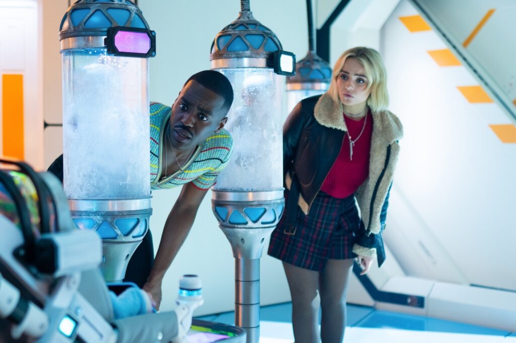 Doctor Who - Space Babies - The Doctor (Ncuti Gatwa) and Ruby Sunday (Millie Gibson)