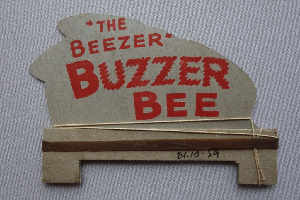The Beezer No. 197, cover dated 24th October 1959 - rare "Buzzer Bee" Free Gift