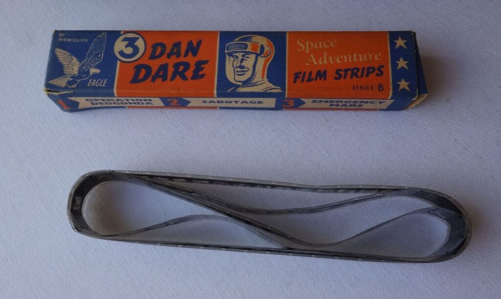 S.E.L. Television Viewer in Original Box c1950s/1960s with "Dan Dare"  Eagle comic strips