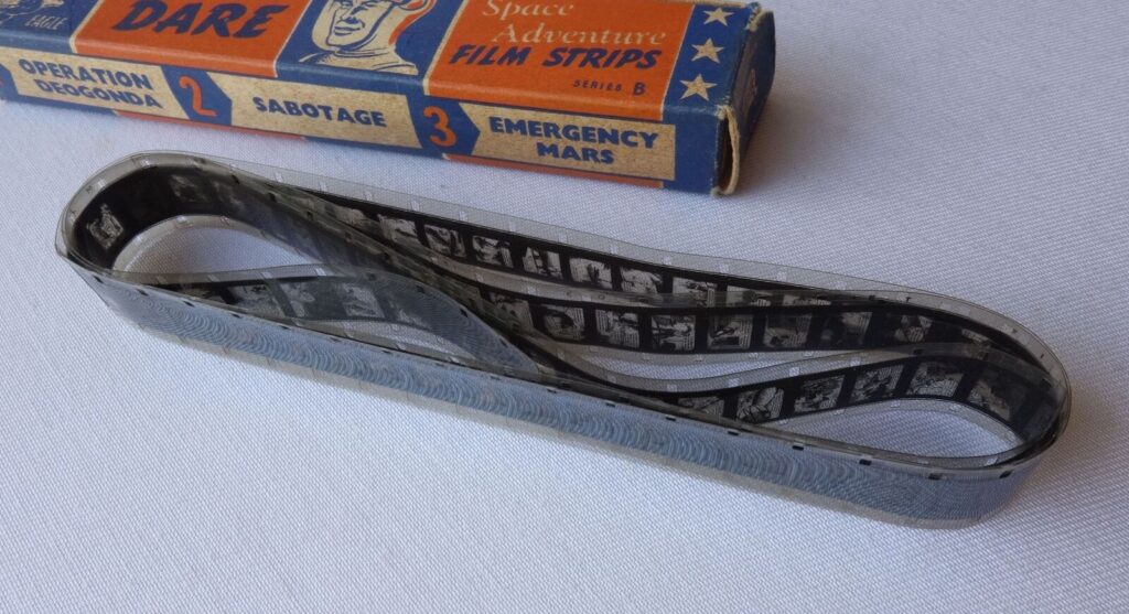 S.E.L. Television Viewer in Original Box c1950s/1960s with "Dan Dare"  Eagle comic strips