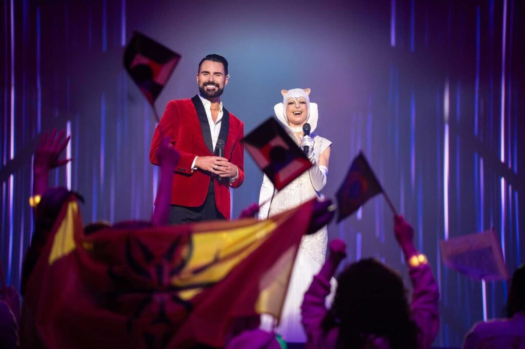 Rylan Clark and Sabine (Julie Dray) in Doctor Who – The Interstellar Song Contest