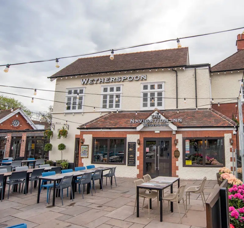 The Navigation pub, 1, Wharf Road, Kings Norton, Birmingham, B30 3LS | Image: JD Wetherspoon
