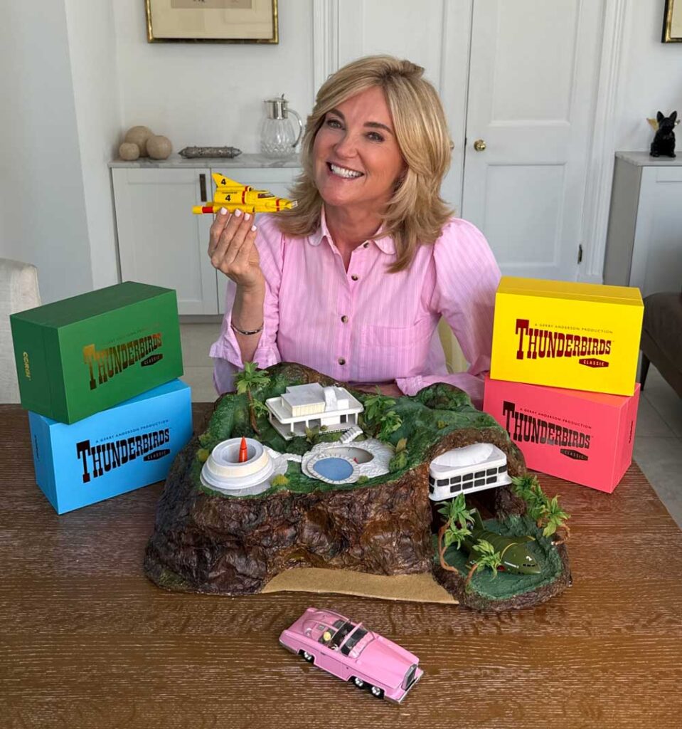 Anthea Turner and Tracy Island Model | Photo: Corgi