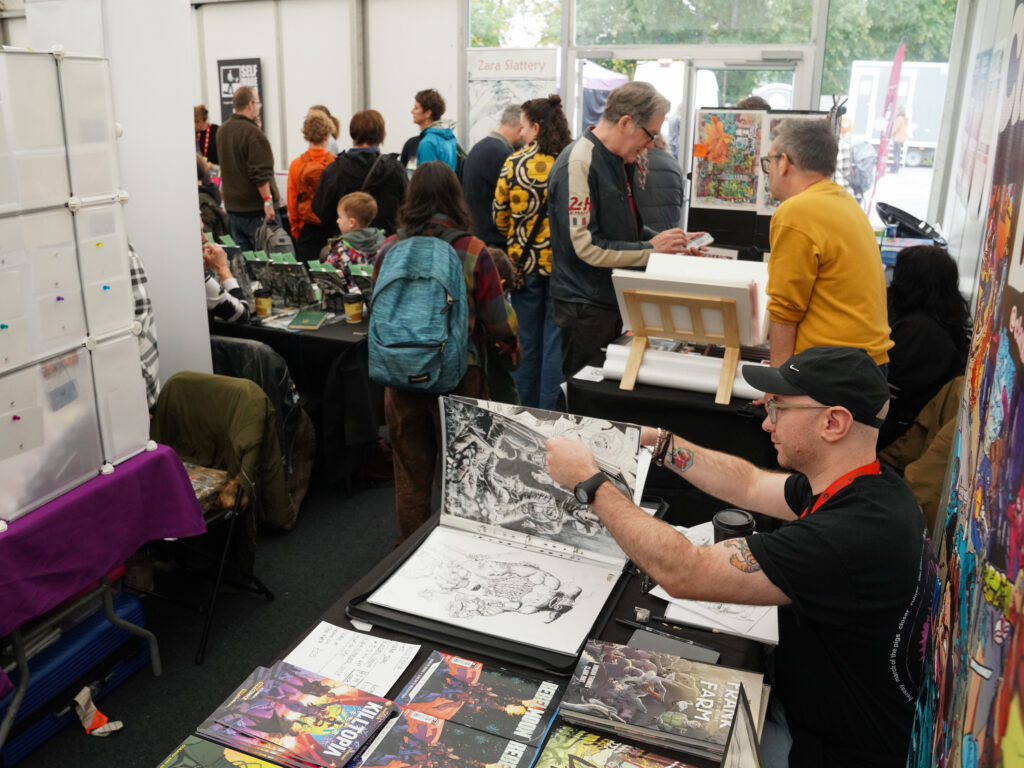 Lakes International Comic Art Festival 20-25 | XXX | Photo: Power