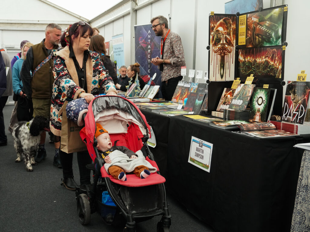 Lakes International Comic Art Festival 20-25 | XXX | Photo: Power