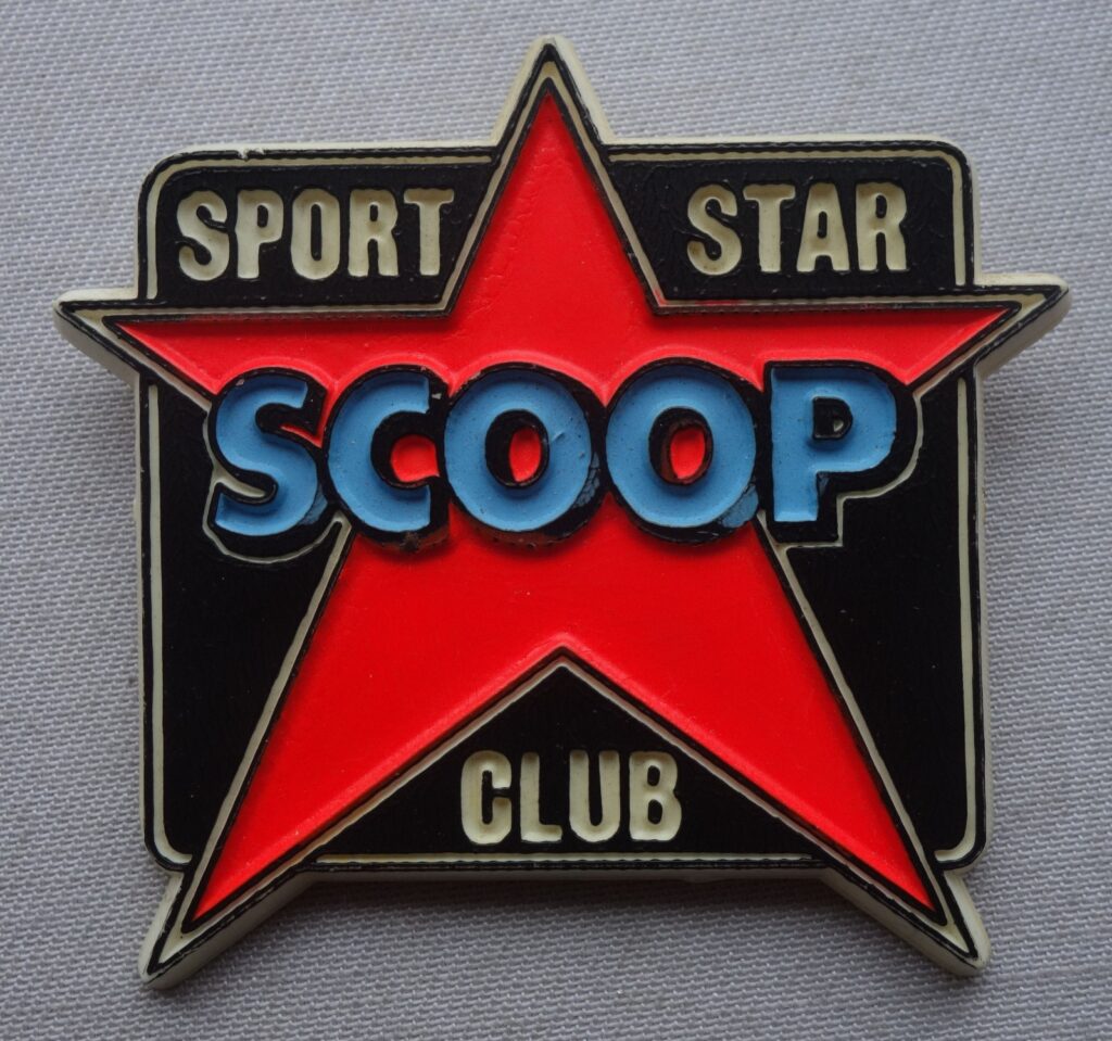 Scoop Sport Star Club Badge c1978