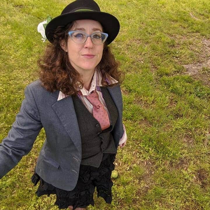 Author Reecy Pontiff