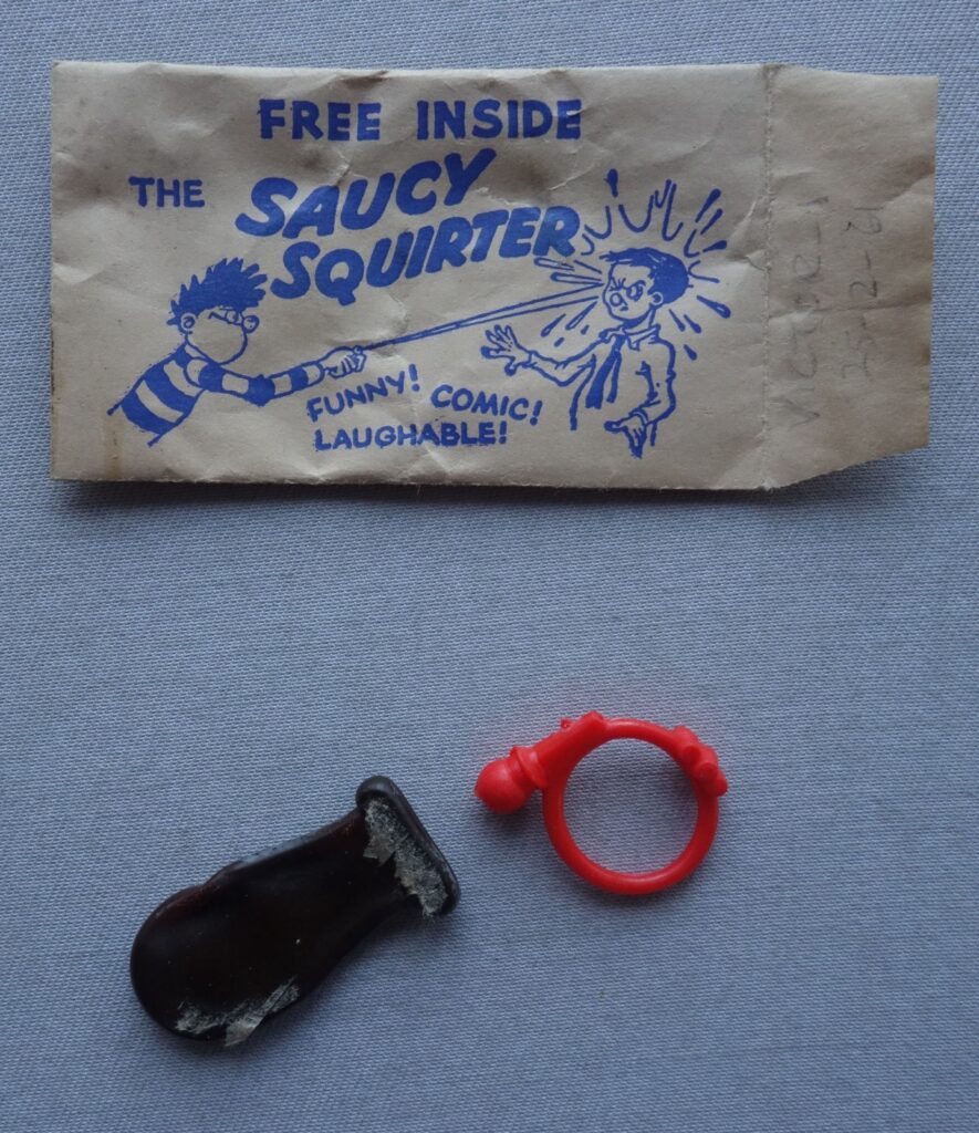 1961 Victor #1 Squirt Ring with even rarer envelope (featuring Dennis the Menace)