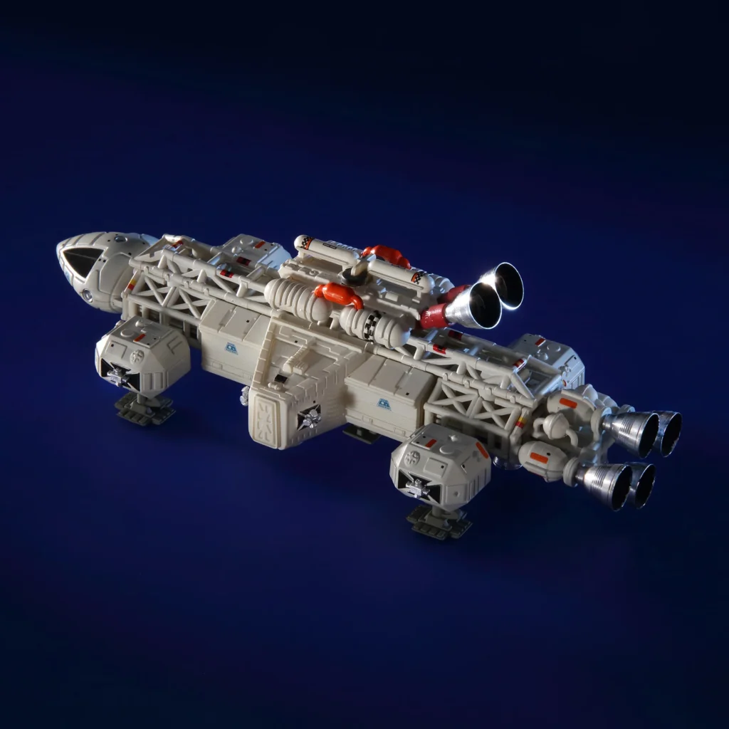 Master Replicas Space: 1999 Deluxe 5 inch Laboratory Eagle - ALP3
