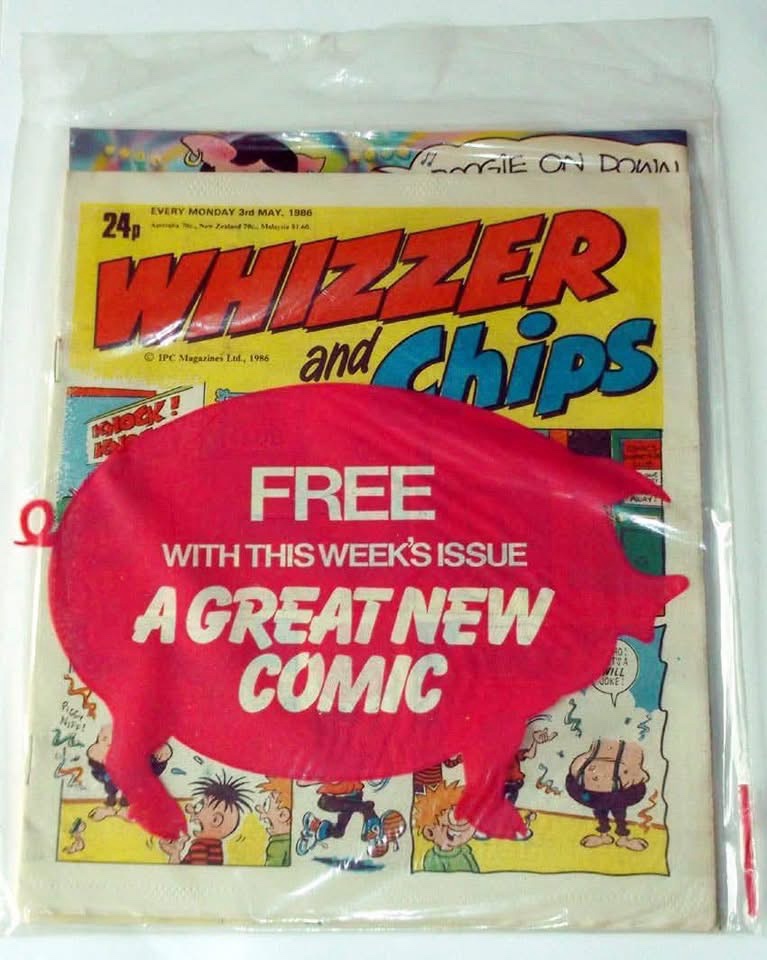 Whizzer and Chips cover dated 3rd May 1986, with its free OINK! preview comic wrapping. Image with thanks to Lew Stringer