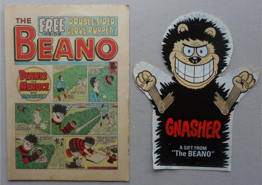 The Beano No. 2254 With Free Gift "Gnasher" puppet