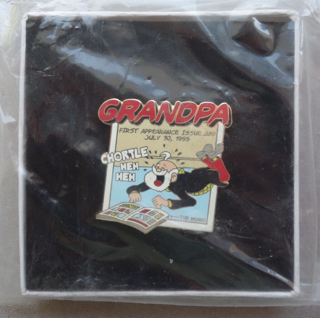 Beano comic Danbury Mint Metal Lapel Pin Badge 2012 Grandpa DCT Archive
