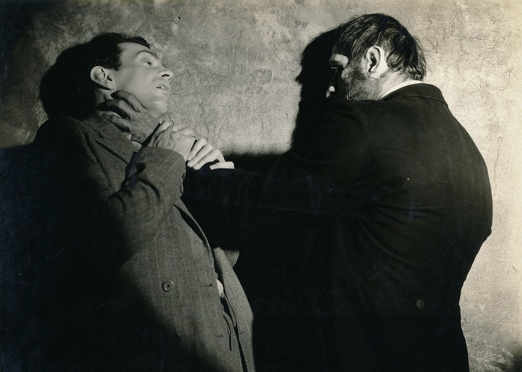 A scene from The Old Dark House (1932)